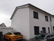 Blieskastel-Blickweiler: Neubau-DHH (ca.120m² Wfl.) mit Garage und Terrasse, Energie A+, Wärmepumpe, Photovoltaik - Blieskastel