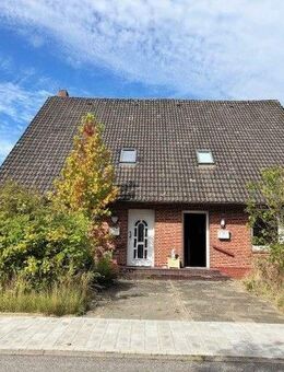 Zweifamilienhaus (2 x DHH) mit Einzel- und Doppel-Garage - Cuxhaven