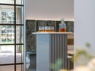 Luxus trifft Privatsphäre: Erstbezug Highend-Villenanwesen mit Lift, Heimkino, Spa und Weinkeller - München