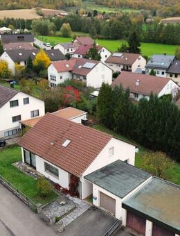 Ihr neues Zuhause: Charmantes Einfamilienhaus mit Gartenidylle und Garage! - Aspach