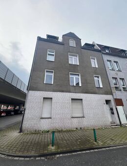 Sanierungsbedürftige Wohnung zu verkaufen - Duisburg