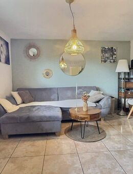 Dachgeschosswohnung mit Garten Pool und Garage in Dudweiler - Saarbrücken