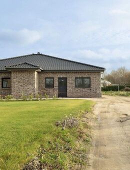 RESERVIERT Neubau-Traum: Rechte Doppelhaushälfte mit Terrasse und Garten - Hemmoor