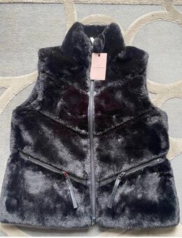 Damenweste aus Kunstfell von Lola Casademunt..Neu mit Etikett. - Jüchen