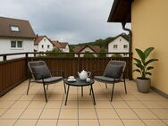 Sehr helle 2-Zimmerwohnung mit sonnigem Balkon in herrlicher Aussichtslage - Filderstadt