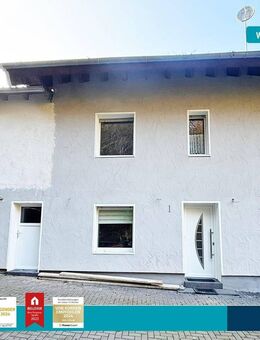 VERKAUFT! Einfamilienhaus in Aach bei Trier: ca. 170 m² Wohnfläche + Stellplätze - Aach (Rheinland-Pfalz)