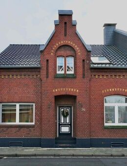 Exklusive Immobilie mit historischem Charme und mediterraner Terrasse - Kaarst