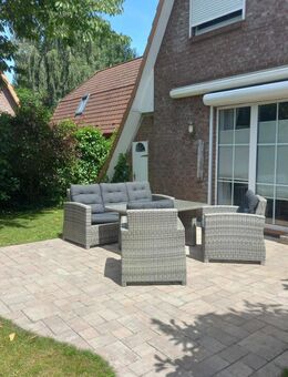 Schönes und gepflegtes Einfamilienhaus mit herrlichem Garten und Garage in Hamburg - OT Hausbruch - Hamburg