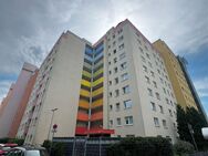 Helle 2-Zimmer-Wohnung mit Balkon und Einbauküche in Fürth-Ronhof - Fürth