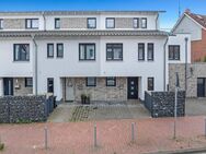 Reihenendhaus mit A+ Effizienz, 6 Zimmern, Garten, Dachterrassen in Groß-Buchholz - Hannover