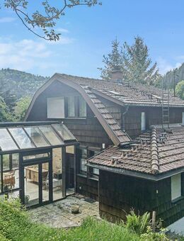 Großzügiges und freistehendes Einfamilienhaus in idyllischer Lage von Neuenbürg - Neuenbürg