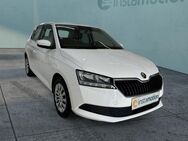 Skoda Fabia, 1.0 MPI Active, Jahr 2020 - München