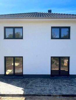 PROVISIONSFREI | SOFORT BEZUGSFREI - TOP Neubau Stadt Villa in ruhiger beliebter Wohnlage ! - Panketal