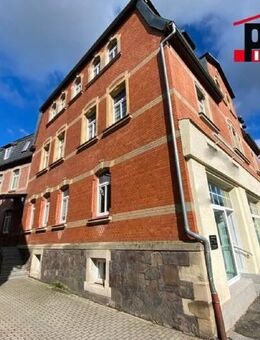Voll vermietet!! Wohn- und Geschäftshaus mit 9 Wohnungen + 3 Gewerbeeinheiten im Stadtzentrum! - Sonneberg
