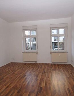 Erdgeschosswohnung mit Balkon und Küche in ruhiger Wohnlage! - Magdeburg