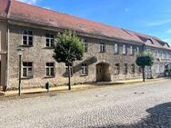 KRASS/Historische Schule am Marktplatz von Liebenwalde in BB: Einmalige Gelegenheit für 11 Wohnungen - Liebenwalde
