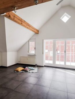 Helle Maisonette - Wohnkomfort und Eleganz vereint - Öhringen