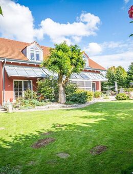 Exklusives Anwesen mit Pool auf großzügigem Traumgrund - Aldersbach