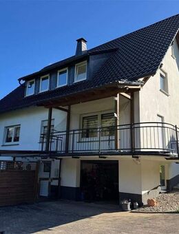 St. Claas! 2-Familienhaus! Selbst wohnen plus Mieteinnahmen! - Attendorn (Hansestadt)