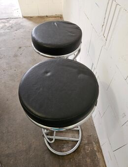 Barhocker in schwarz/silber - Enger (Widukindstadt)