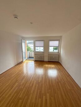 Helle 3-Zimmer-Wohnung mit Balkon in Eschwege - Eschwege