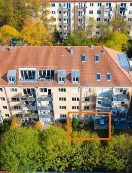 Ruhige Stadtoase: Stilvolle 2-Zi.-Wohnung mit kleinem Garten - City-Anschluss inklusive - München