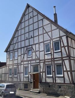 Großzügiges Ein- bis Zweifamilienhaus in Trendelburg-Gottsbüren - Trendelburg