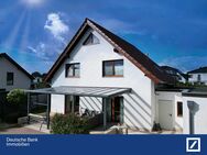 ***KFW70: Energieeffizientes Einfamilienhaus mit Solaranlage, Photovoltaikanlage, Ladestation*** - Schlangen