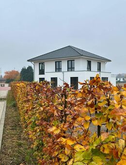 Bezugsfertig - Neubau eines großzügigen Einfamilienhauses mit Doppelgarage in Etelsen - Langwedel (Niedersachsen)
