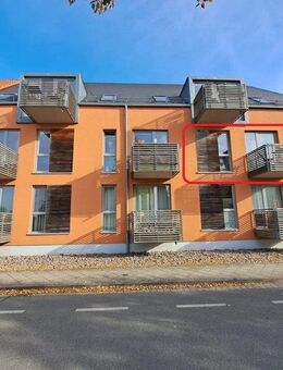 50 m bis zur Müritz! - wertig ausgestattete 2-Raumwohnung mit Müritzblick, Südbalkon und Innenhofstellplatz - Waren (Müritz)