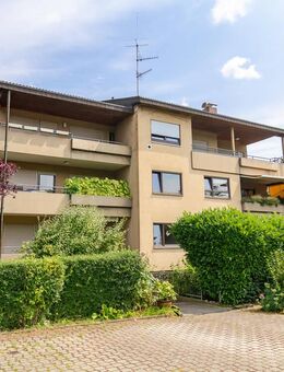 Helle 3-Zimmer-Wohnung mit großem Wohnzimmer & Balkon in Lörrach-Stetten - Lörrach