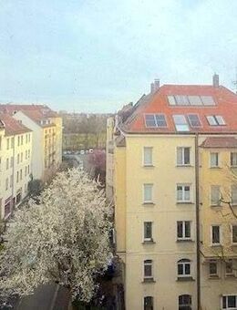 Unausgebauter Dachboden mit Lift in gefragter, guter Wohnlage nahe Rosenaupark, 90429 Nürnberg - Nürnberg