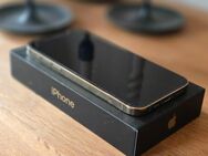 Iphone 12 Pro 256 GB in der Farbe Gold - Bad Laasphe