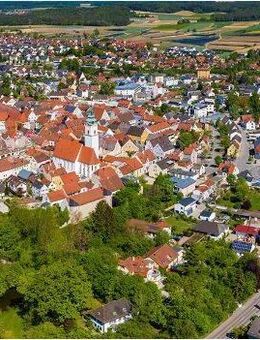 Anlage für die Zukunft – historisches Mehrfamilienhaus in Abensberg mit Baugenehmigung für Anbau - Abensberg