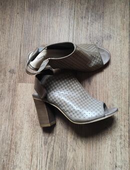 Gr.37, günstige Peeptoe Sandalen! - Lucka