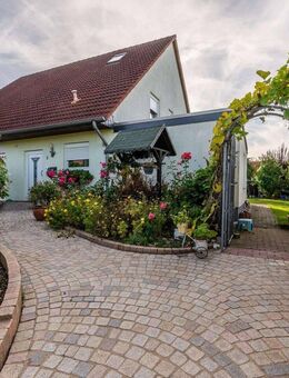 Geräumige Doppelhaushälfte am Hageberg - Wolfsburg! Mein Haus = Mein Makler! - Wolfsburg