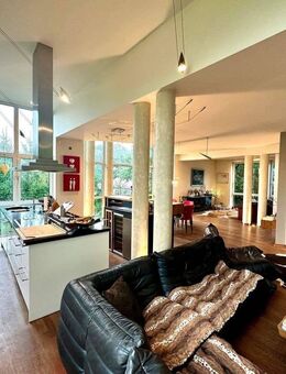 Architektenvilla mit Waldgrundstück und Entwicklungspotenzial über Dudweiler (Saarbrücken) - Saarbrücken