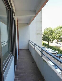 Schöner Grundriss, ruhige Lage | 2-Zimmerwohnung mit Balkon & Blick ins Grüne - Schopfheim