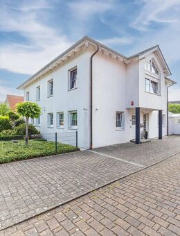 Doppelhaushälfte mit Pool in ruhiger Lage von Warendorf - Warendorf