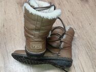 Winterstiefel UGG, 39 - Berlin