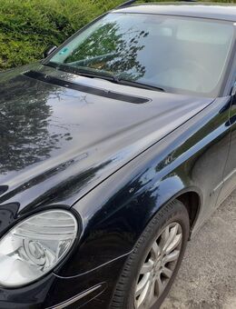 Mercedes E280CDI 3.0 Kombi Bj.2009 - Hamburg