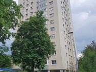 PROVISIONSFREI vermietete 3-Zimmer-Wohnung mit Balkon, im 4. OG eines Mehrfamilienhauses - Stuttgart