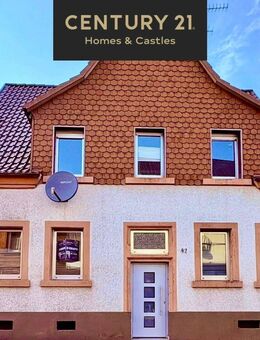Geräumiges 1-2 Familienhaus in zentraler Lage - viel Platz für Ihre Ideen! - Schönenberg-Kübelberg