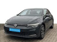 VW Golf, 1.0 VIII eTSI Active Dig App, Jahr 2023 - Hannover