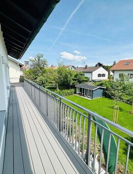 Wunderschöne 4-Zi.-Wohnung im 1.OG mit Sonnenbalkon in Aying-Großhelfendorf - Aying
