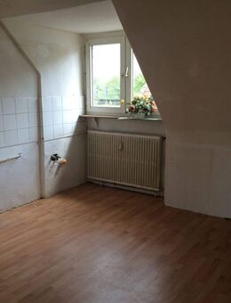 Gelsenkirchen-Bulmke: DG-Wohnung mit Rendite und Ausbaupotenzial - Gelsenkirchen