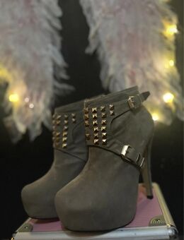 High Heels - Weißenfels