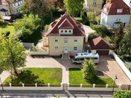 Exklusive Villa mit großem Grundstück und Pool bei Leipzig und Halle - Leuna