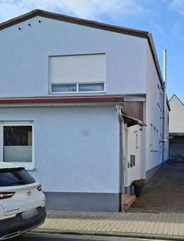 Etagenwohnung ca. 78 m² im alten Ortsgebiet - Dudenhofen