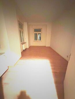 Frisch renovierte 2-Zimmer-Erdgeschosswohnung in 56841 Traben-Trarbach mit Einbauküche - Traben-Trarbach